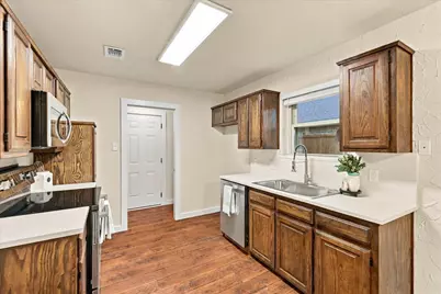 5216 Gaelic Court, Denton, TX 76208 - Photo 9