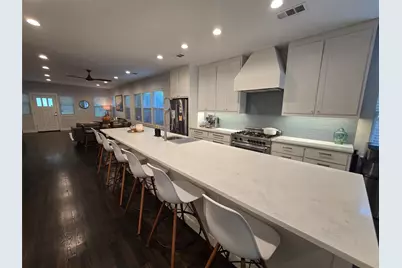 618 N Clinton Avenue, Dallas, TX 75208 - Photo 3