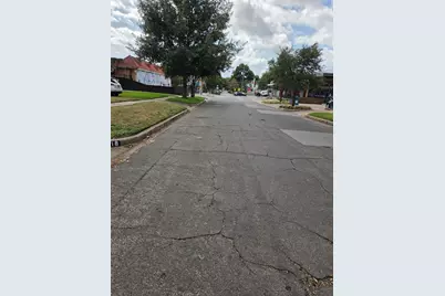 618 N Clinton Avenue, Dallas, TX 75208 - Photo 25