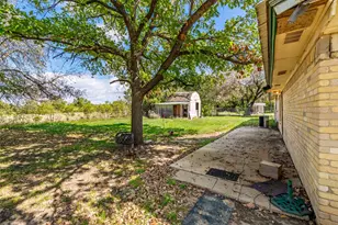 199 Park St, Newark, TX 76071 - Photo 7