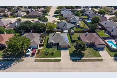 575 Tanglewood Drive, Burleson, TX 76028 - Photo 33
