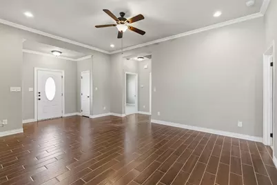 1524 S Montgomery Street, Sherman, TX 75090 - Photo 9