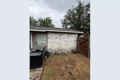 2915 Rayswood Drive, Carrollton, TX 75007 - Photo 15