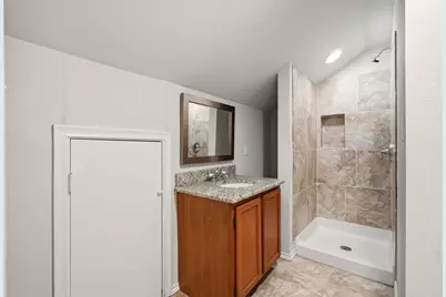 9221 Plano Road, Dallas, TX 75238 - Photo 19