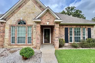 115 Meadowood Rd, Enchanted Oaks, TX 75156 - Photo 3