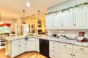 115 Meadowood Rd, Enchanted Oaks, TX 75156 - Photo 13