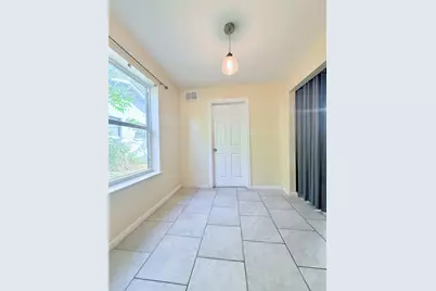 3702 Lindsey Court, Arlington, TX 76015 - Photo 7