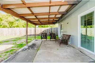 3702 Lindsey Court, Arlington, TX 76015 - Photo 17