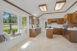 8000 Arlie Ln, North Richland Hills, TX 76182 - Photo 11