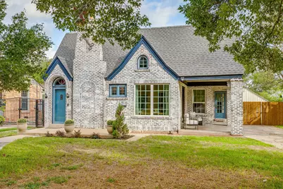 2711 Scott Avenue, Fort Worth, TX 76103 - Photo 3