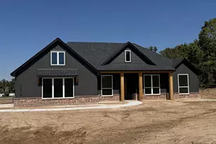 1098 Colt Rd, Springtown, TX 76082 - Photo 1