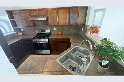 722 Circle Drive, Arlington, TX 76010 - Photo 15