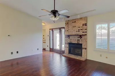 2109 Brook Mount Court, Carrollton, TX 75006 - Photo 5