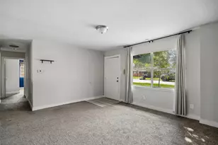 812 W Barron Ave, Everman, TX 76140 - Photo 7