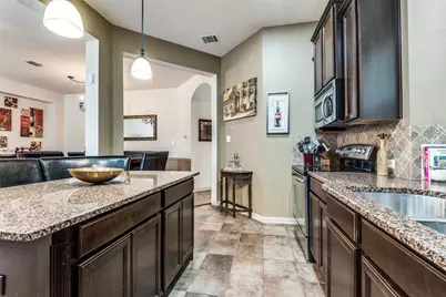3833 Marcillia Circle, Irving, TX 75038 - Photo 13