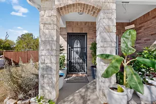 2549 Spring Creek Dr, Balch Springs, TX 75180 - Photo 7