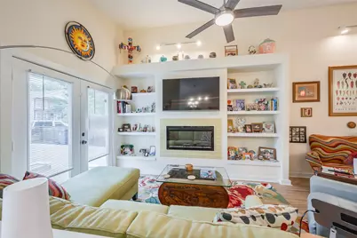 1031 Grandview Avenue, Dallas, TX 75223 - Photo 5