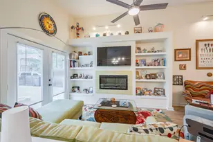 1031 Grandview Ave, Dallas, TX 75223 - Photo 5
