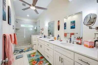 1031 Grandview Avenue, Dallas, TX 75223 - Photo 23