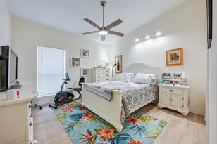 1031 Grandview Ave, Dallas, TX 75223 - Photo 13