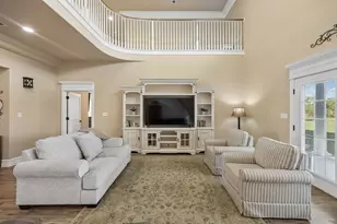 303 Bobby Sam Ct, Collinsville, TX 76233 - Photo 11
