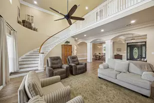 303 Bobby Sam Ct, Collinsville, TX 76233 - Photo 9