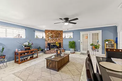 1801 Pleasant Run Road, Carrollton, TX 75006 - Photo 11