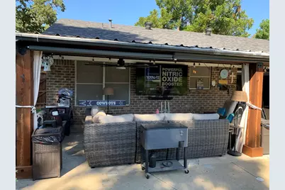 1129 Henson, Hurst, TX 76053 - Photo 11