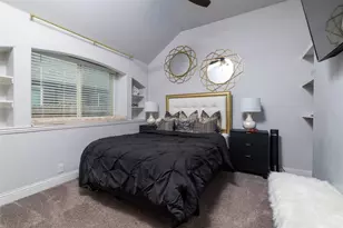 1020 Longbow Dr, Godley, TX 76044 - Photo 11