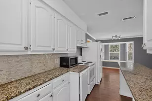 9651 Cherry St, Frisco, TX 75033 - Photo 11