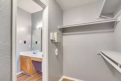 6221 St Leonard Drive, Arlington, TX 76001 - Photo 25