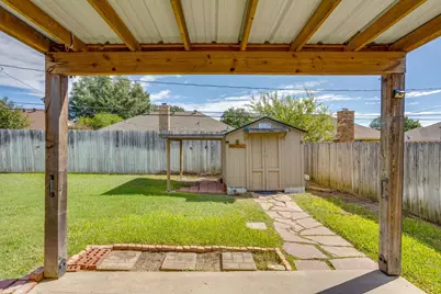 6221 St Leonard Drive, Arlington, TX 76001 - Photo 33