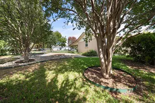 2017 Hurstview Dr, Hurst, TX 76054 - Photo 25