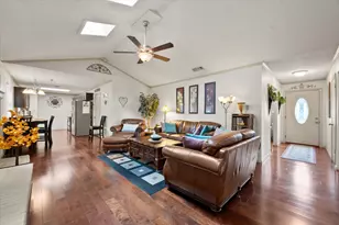 2017 Hurstview Dr, Hurst, TX 76054 - Photo 9