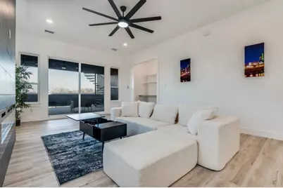 2802 Guymon Street, Dallas, TX 75212 - Photo 3