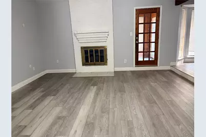 1025 Fox River Lane, Fort Worth, TX 76120 - Photo 3
