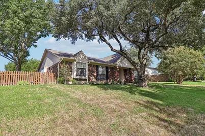 7305 Elizabeth Place, Plano, TX 75025 - Photo 3