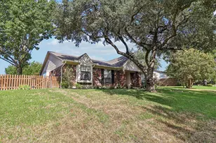 7305 Elizabeth Pl, Plano, TX 75025 - Photo 3