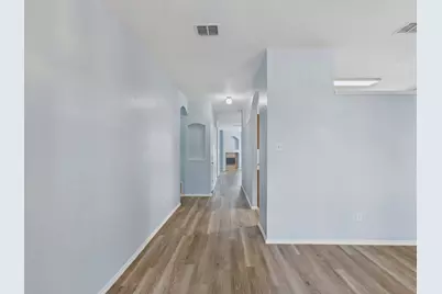 12652 Oakwood Circle, Fort Worth, TX 76040 - Photo 7