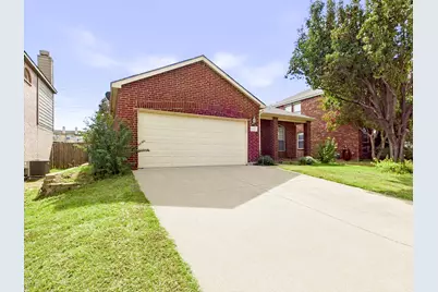 12652 Oakwood Circle, Fort Worth, TX 76040 - Photo 3