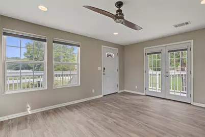 328 Spring Valley Circle, Azle, TX 76020 - Photo 7