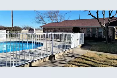 2200 E Trinity Mills Road #403, Carrollton, TX 75006 - Photo 3