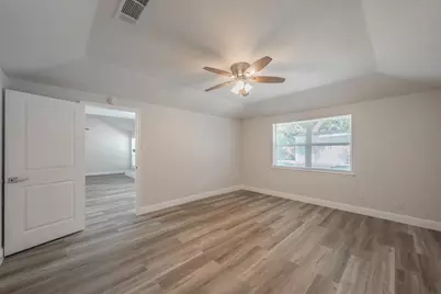 728 Glenhaven Drive, Hurst, TX 76054 - Photo 23