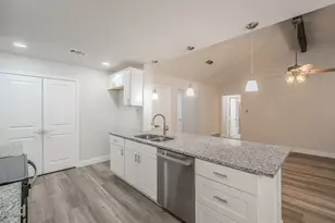 728 Glen Haven Dr, Hurst, TX 76054 - Photo 17