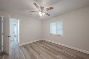 728 Glen Haven Dr, Hurst, TX 76054 - Photo 37
