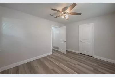 728 Glenhaven Drive, Hurst, TX 76054 - Photo 31
