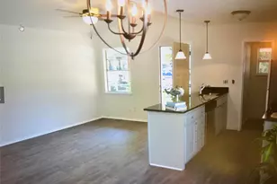2701 Livingston Ave, Fort Worth, TX 76110 - Photo 3