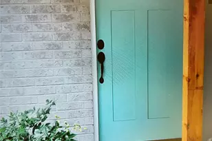 2701 Livingston Ave, Fort Worth, TX 76110 - Photo 9