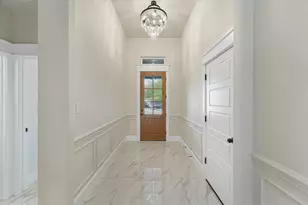 2615 25th St, Fort Worth, TX 76106 - Photo 5