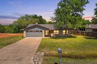 6106 Laredo Ct, Granbury, TX 76049 - Photo 1